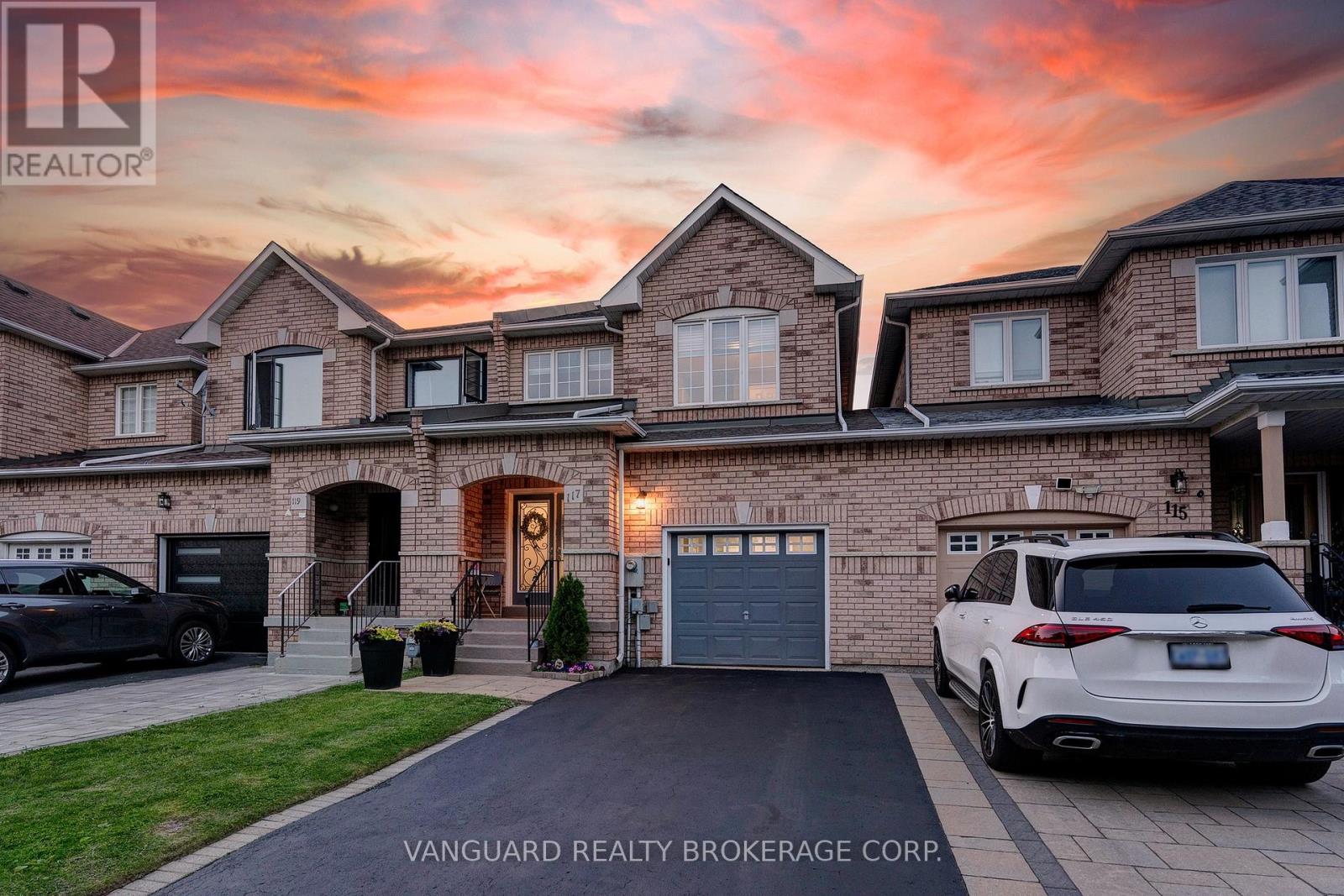 Property at 117 GIANMARCO WAY image 2