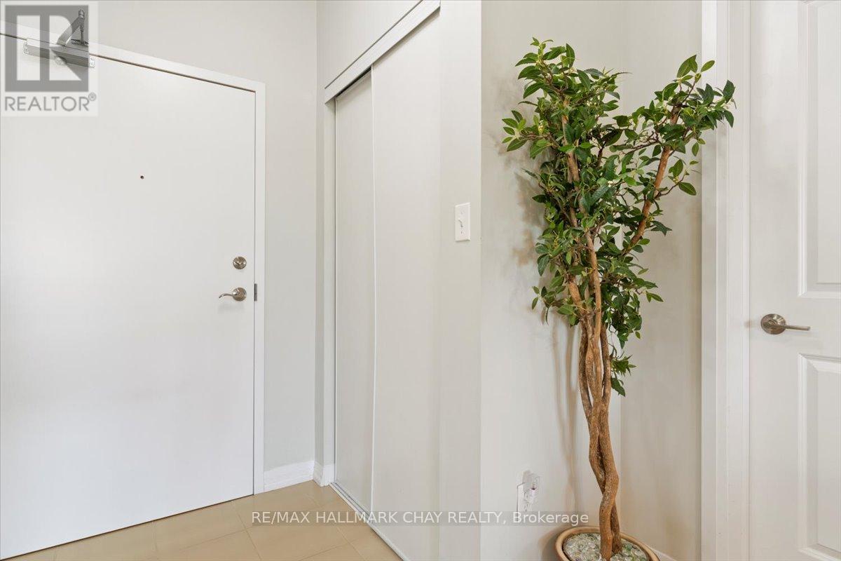 404 - 295 Cundles Road E, Barrie, Ontario  L4M 0K8 - Photo 10 - S12219561