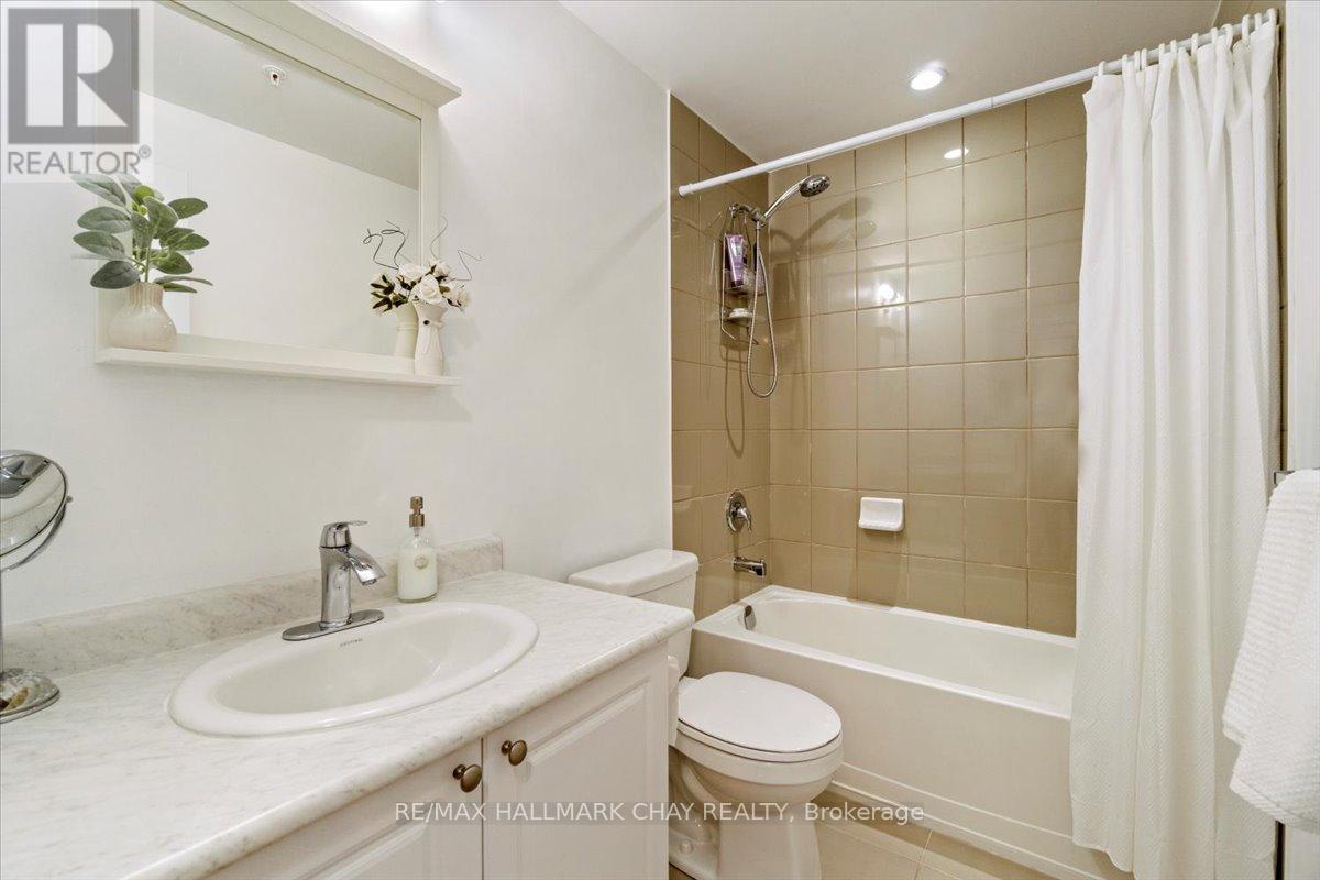 404 - 295 Cundles Road E, Barrie, Ontario  L4M 0K8 - Photo 27 - S12219561