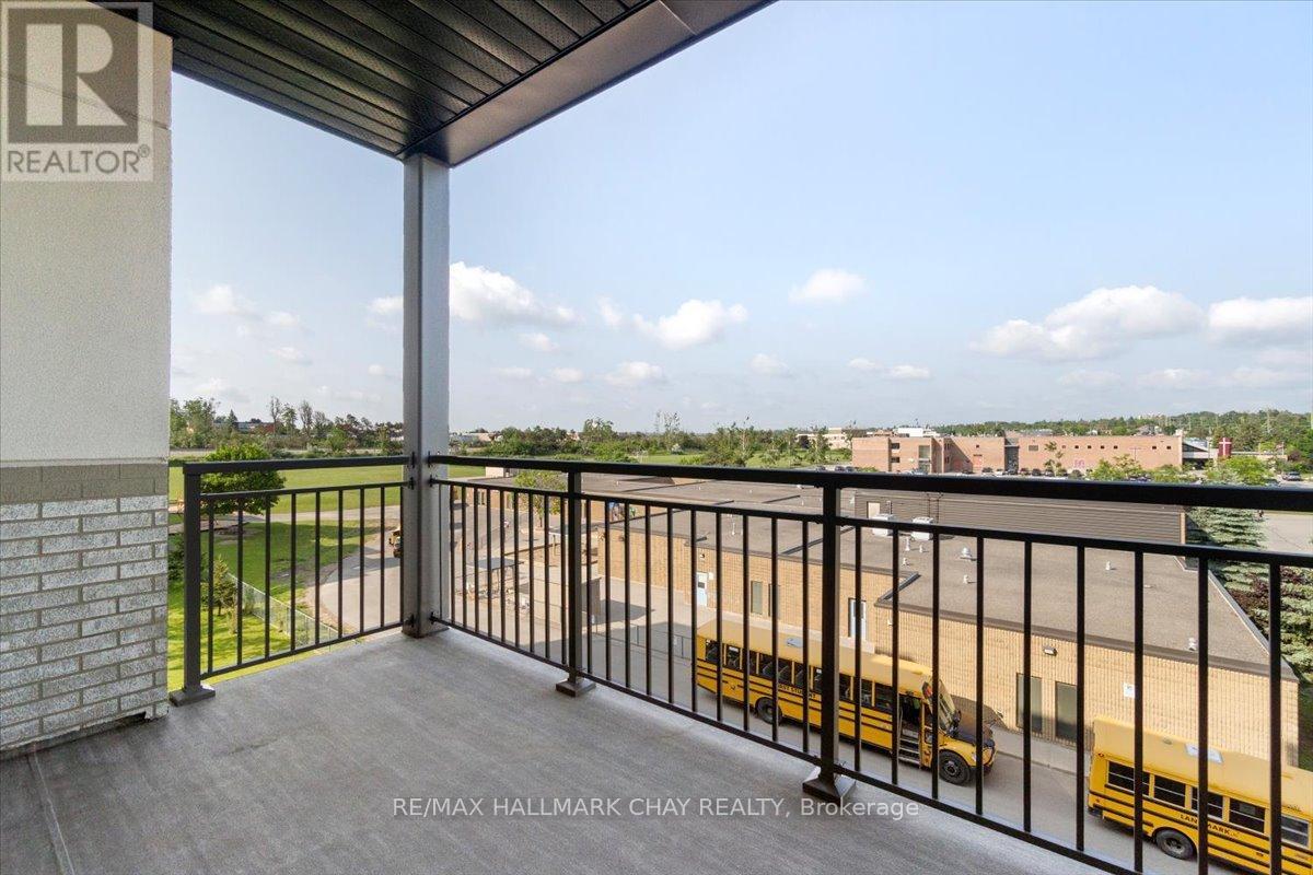 404 - 295 Cundles Road E, Barrie, Ontario  L4M 0K8 - Photo 30 - S12219561