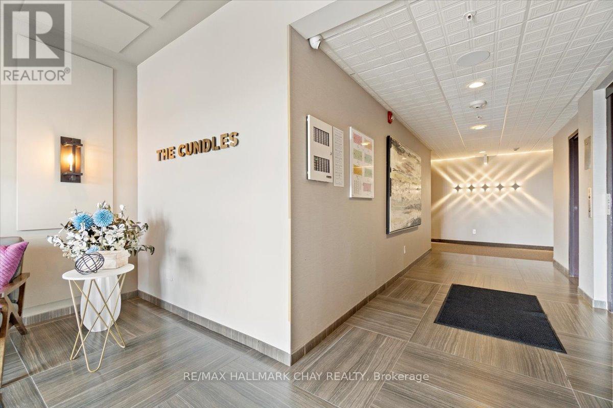 Property at 404 - 295 CUNDLES ROAD E image 5