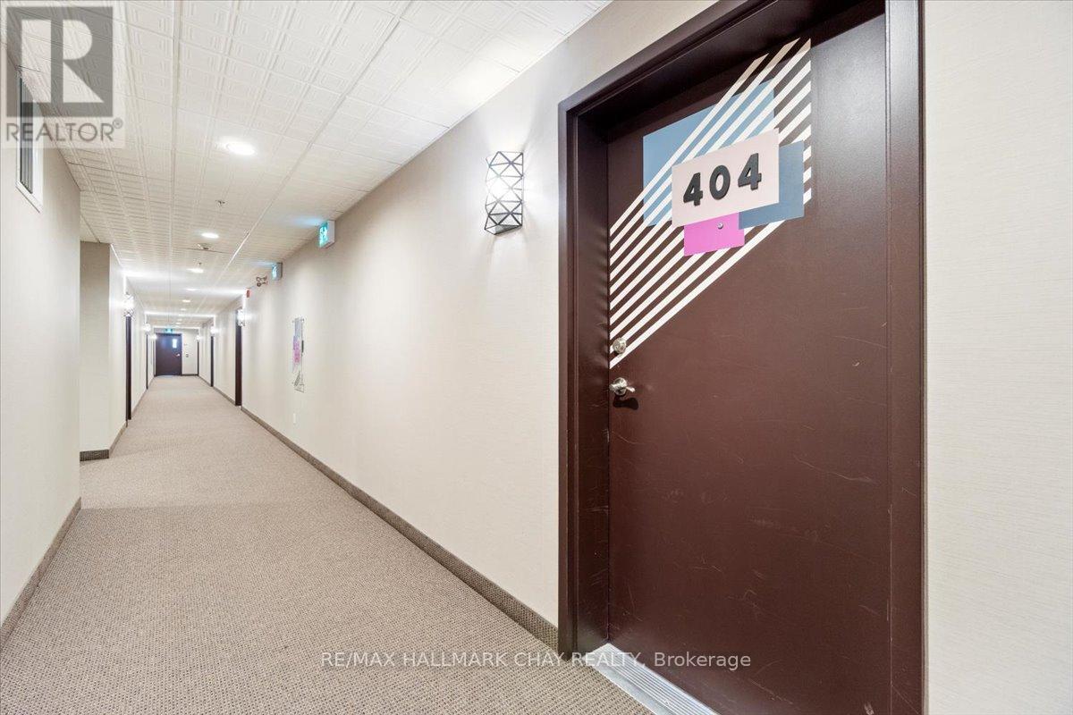 404 - 295 Cundles Road E, Barrie, Ontario  L4M 0K8 - Photo 8 - S12219561