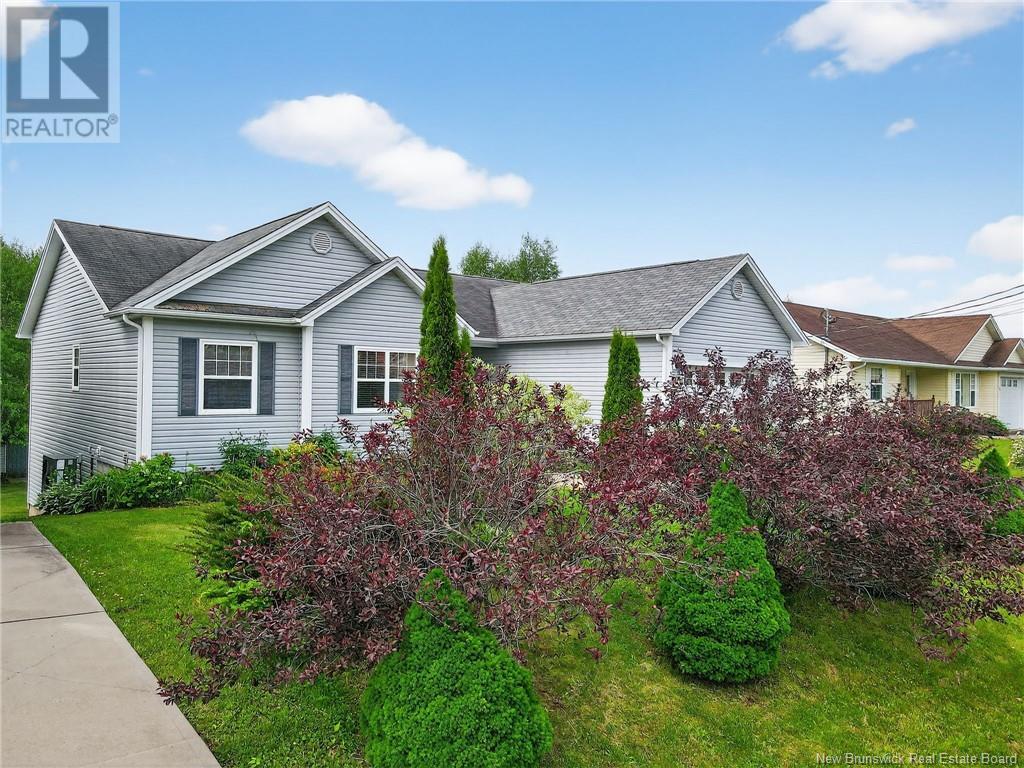 Property at 54 Larsen Lane image 3