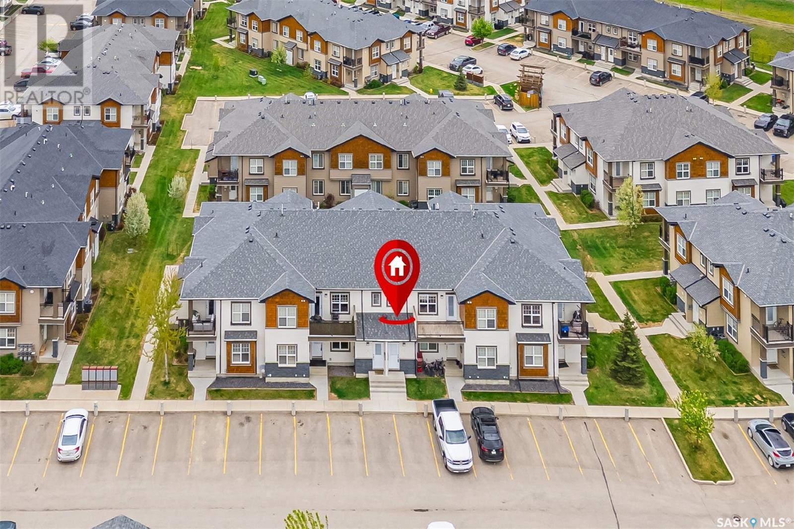Property at 106 1015 Patrick CRESCENT image 3