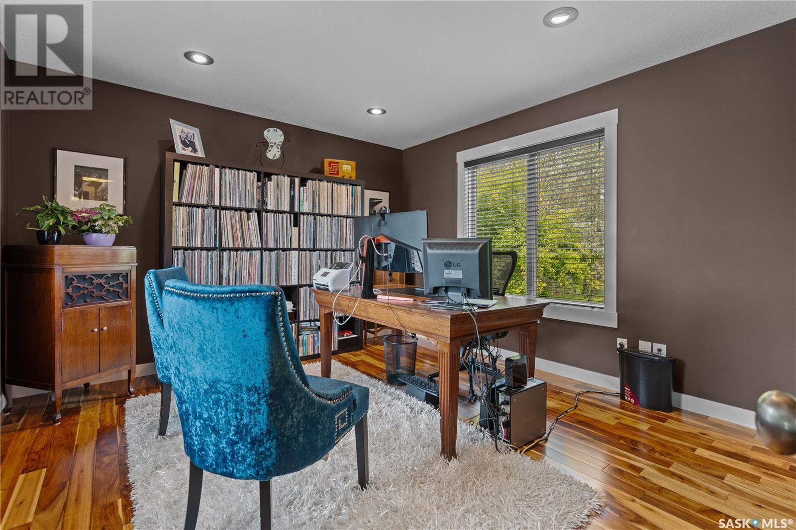 Property at 4818 Sandpiper CRESCENT E image 3