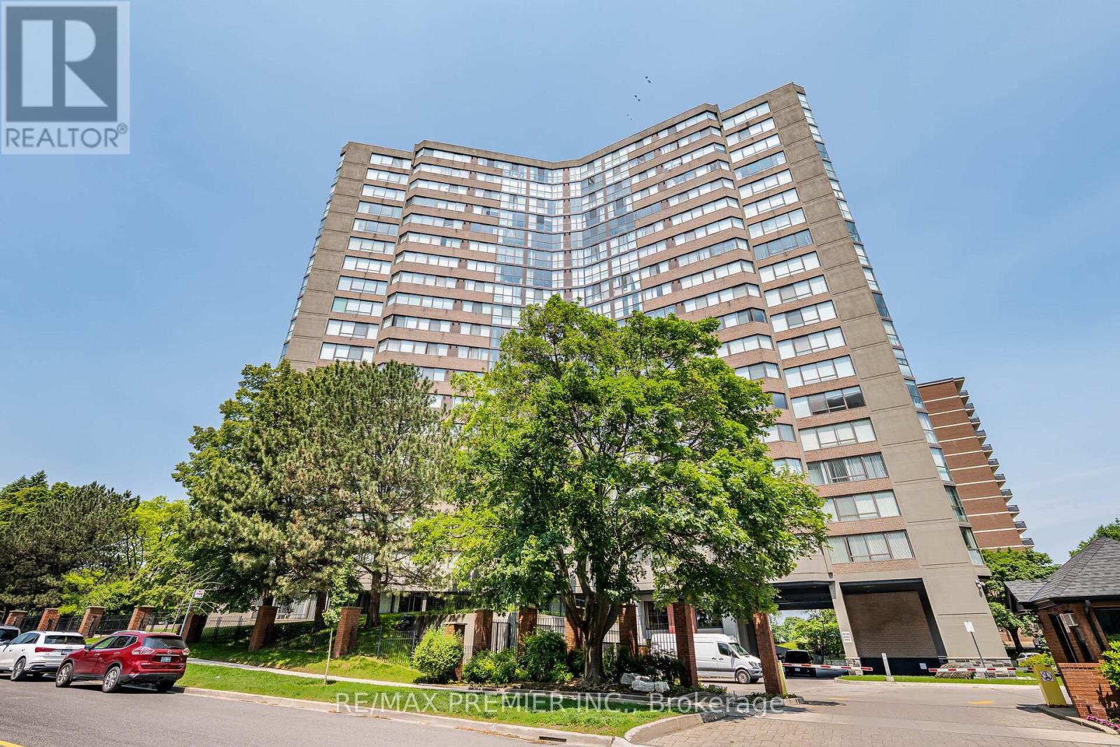 Property at 1606 - 40 RICHVIEW ROAD image 1