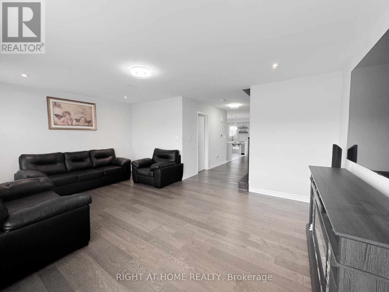 6 - 1125 Leger Way, Milton, Ontario  L9E 1N7 - Photo 11 - W12219788