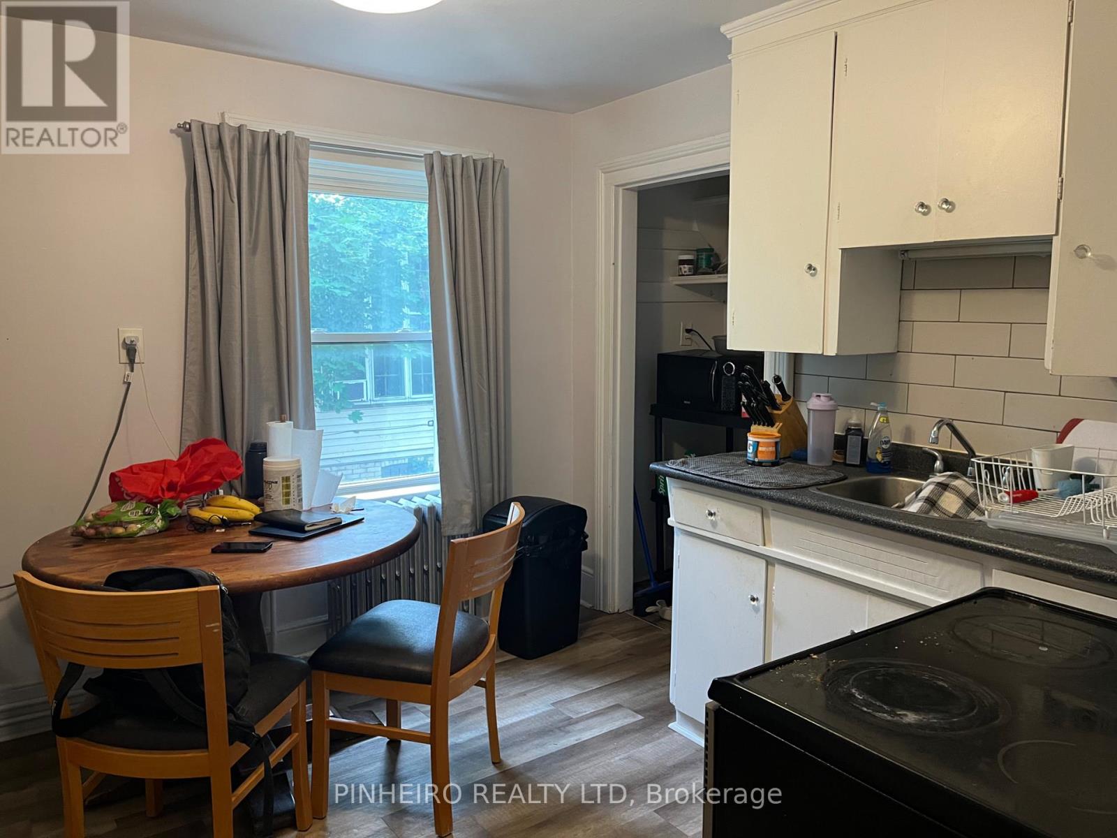 2 - 611 Talbot Street, London East (East F), Ontario  N6A 2T2 - Photo 2 - X12219859