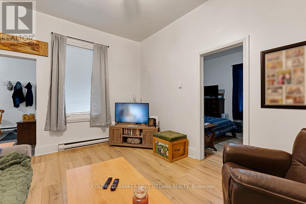 151 Chambers Street, Smiths Falls, Ontario  K7A 2Z5 - Photo 16 - X12219098
