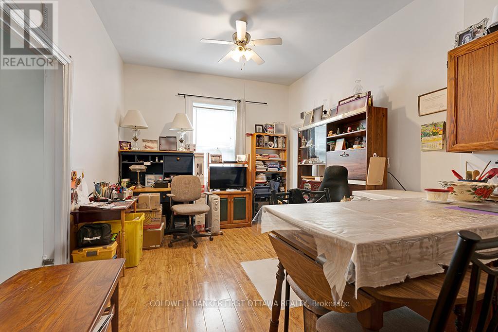151 Chambers Street, Smiths Falls, Ontario  K7A 2Z5 - Photo 24 - X12219098
