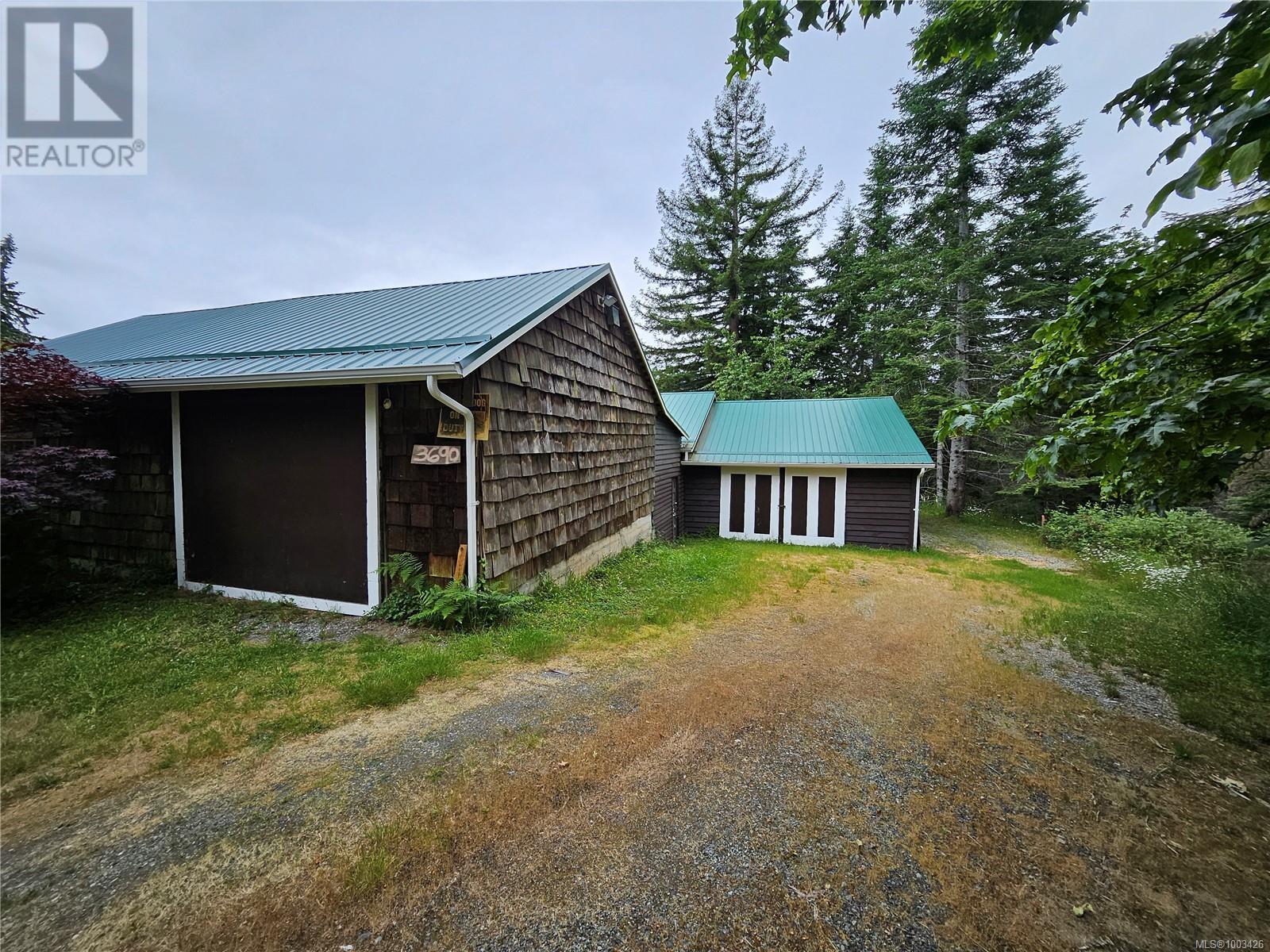 Property at 2791 Burde St image 4