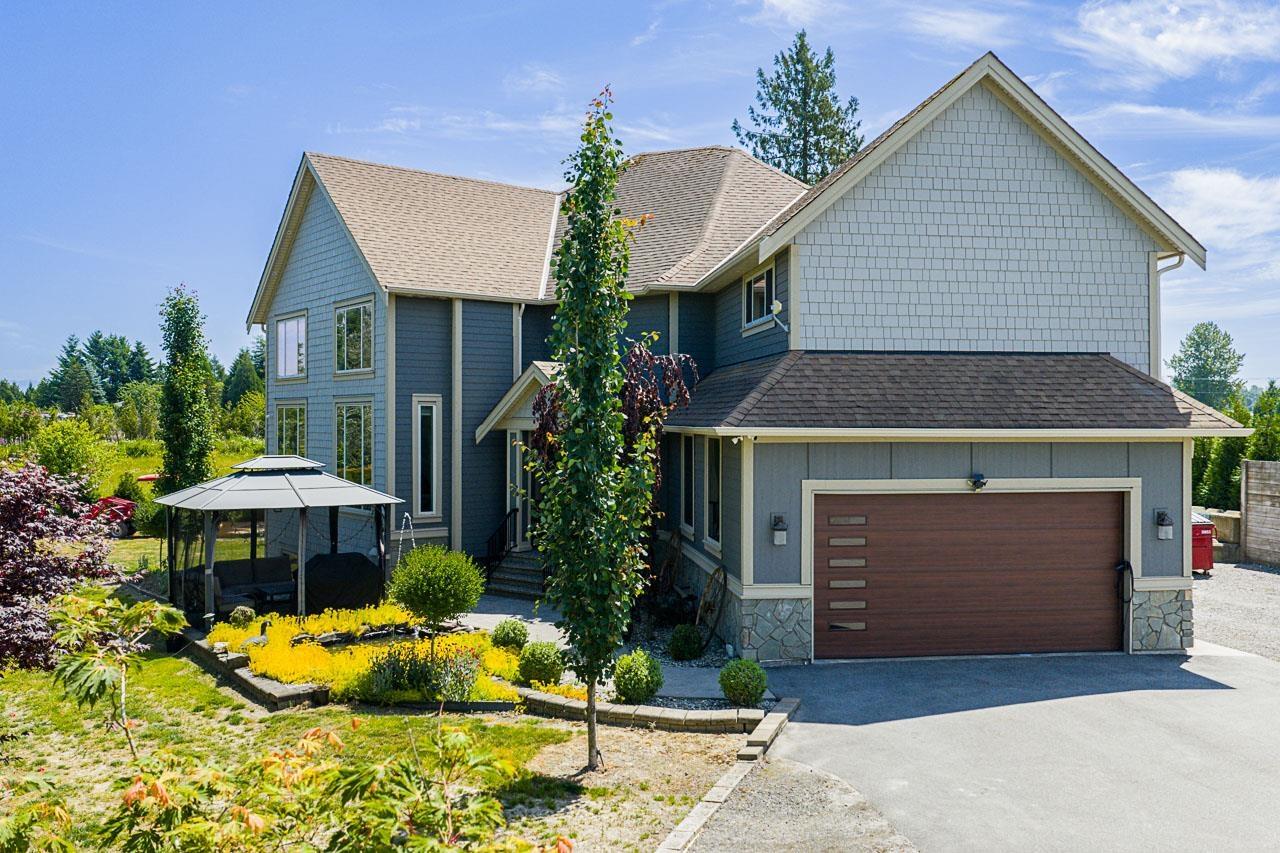 27562 48 AVENUE, langley, British Columbia