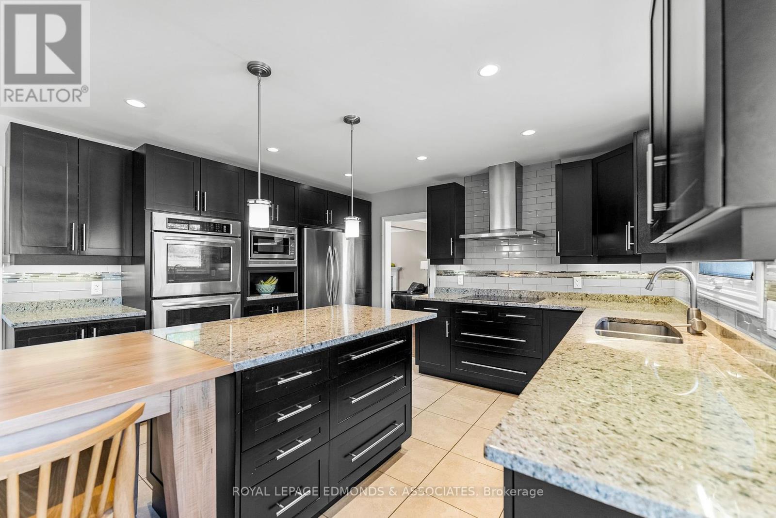 603 Glenwood Drive, Pembroke, Ontario  K8A 1T7 - Photo 12 - X12149868