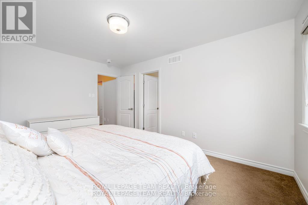 104 Helen Rapp Way, Ottawa, Ontario  K1T 0N4 - Photo 19 - X12219911
