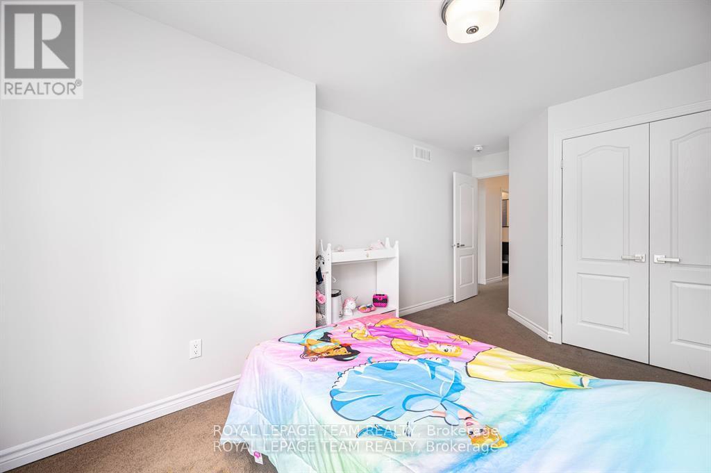 104 Helen Rapp Way, Ottawa, Ontario  K1T 0N4 - Photo 27 - X12219911