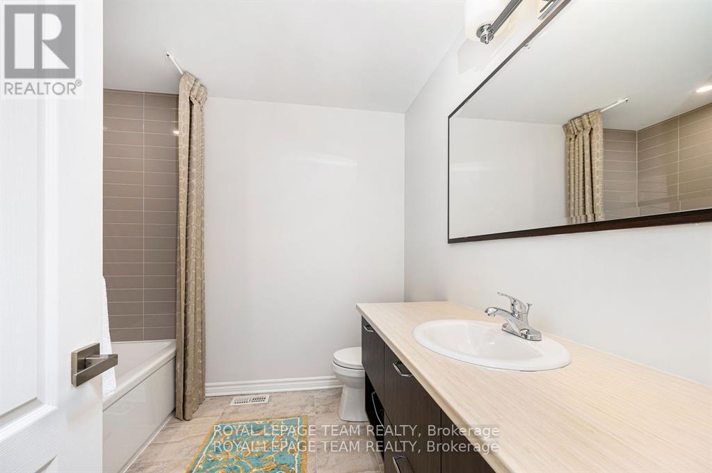 104 Helen Rapp Way, Ottawa, Ontario  K1T 0N4 - Photo 29 - X12219911