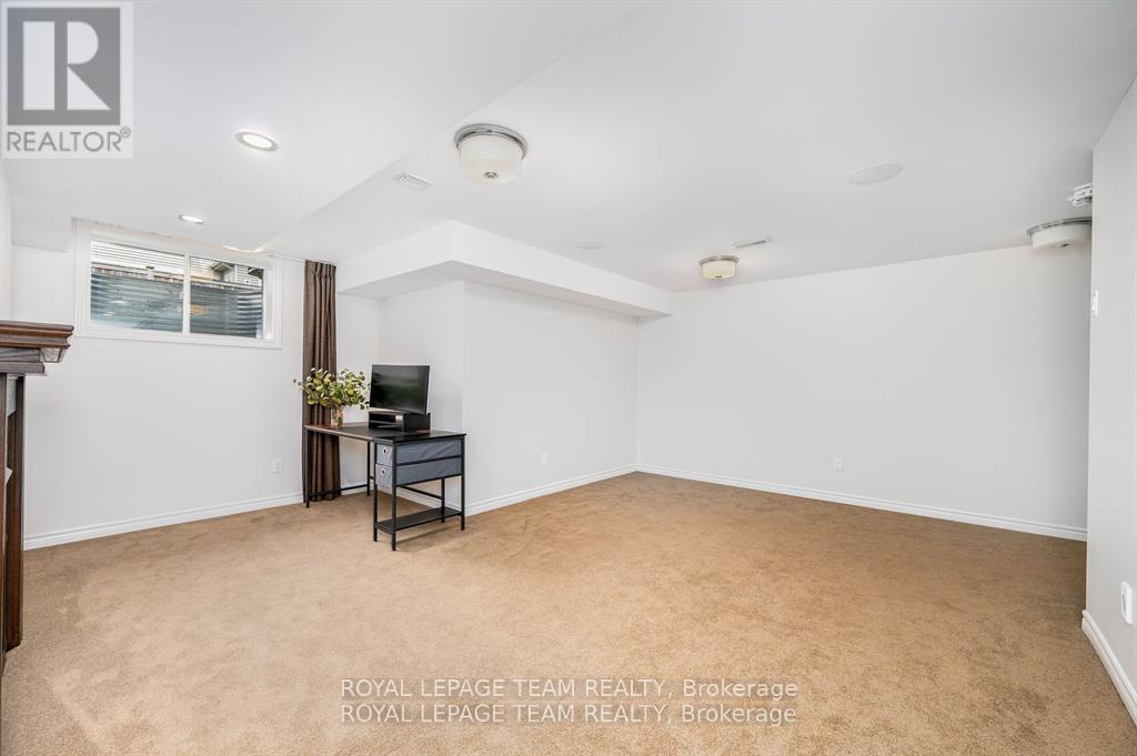 104 Helen Rapp Way, Ottawa, Ontario  K1T 0N4 - Photo 32 - X12219911