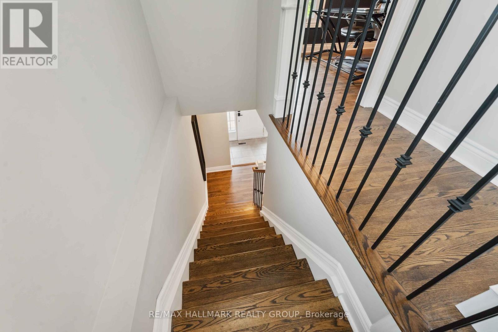 2103 Delmar Drive, Ottawa, Ontario  K1H 5P6 - Photo 17 - X12219912