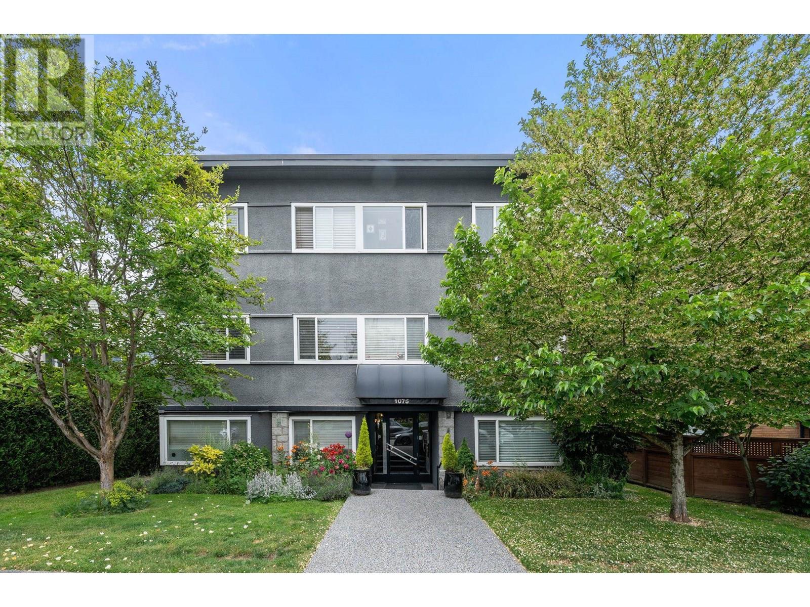 201 1075 W 13 AVENUE, Vancouver, British Columbia