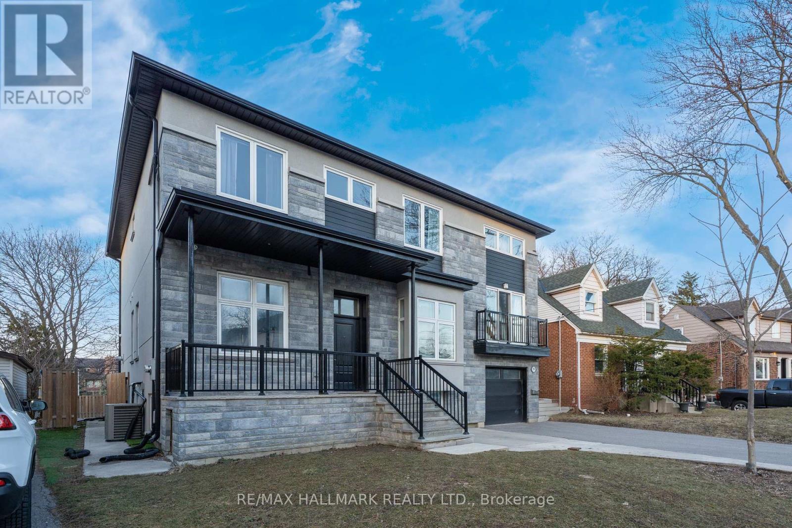 <div class="slider-price">$1,888,000</div><p>59 Craigmore Crescent, Toronto, Ontario</p>