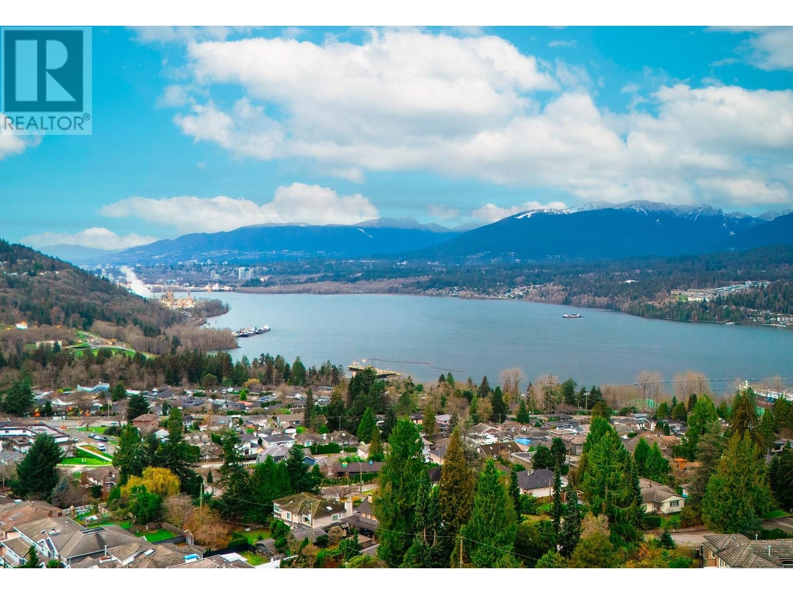 7370 PANDORA STREET, Burnaby, British Columbia