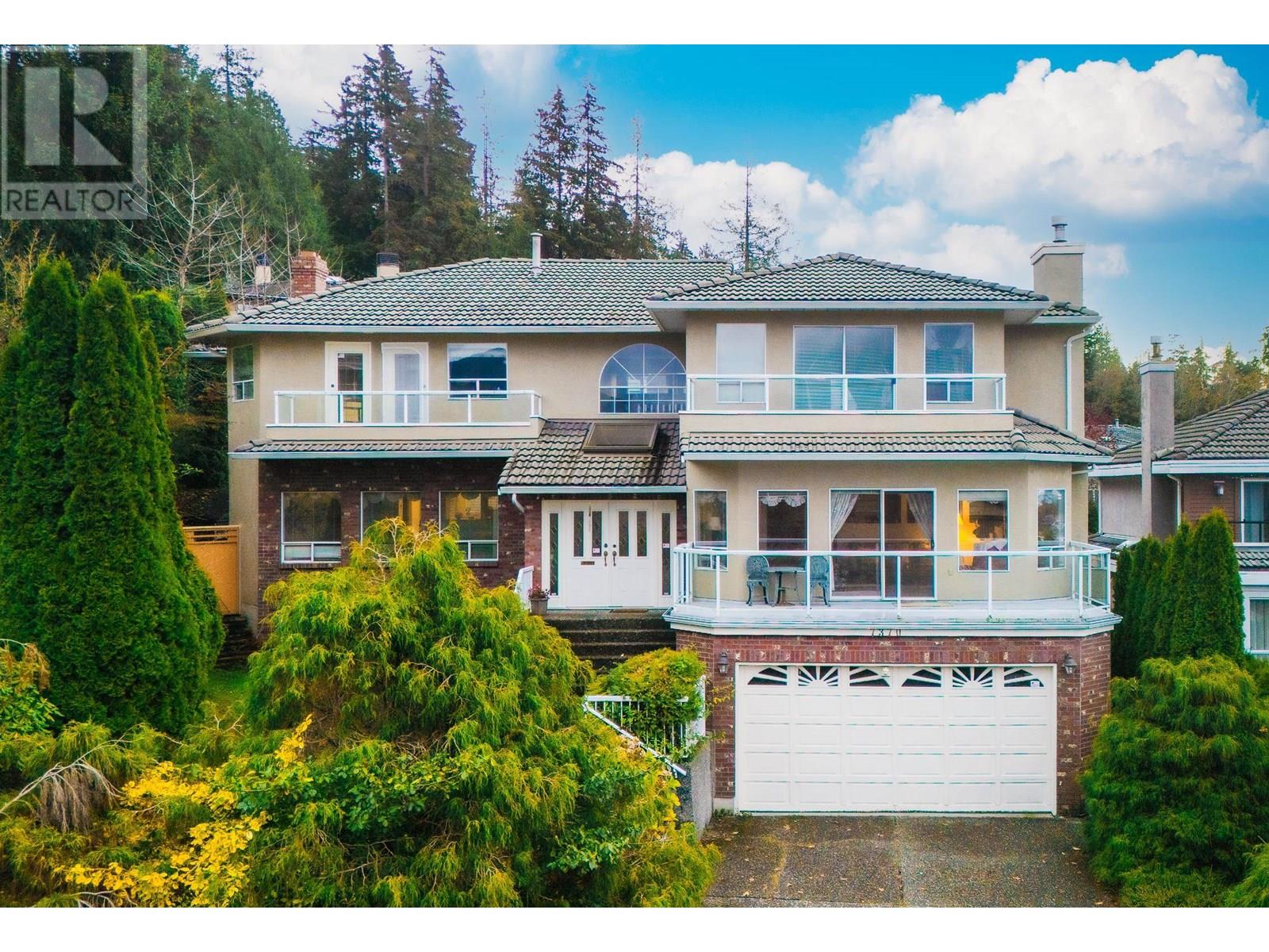 Property at 7370 PANDORA STREET image 4