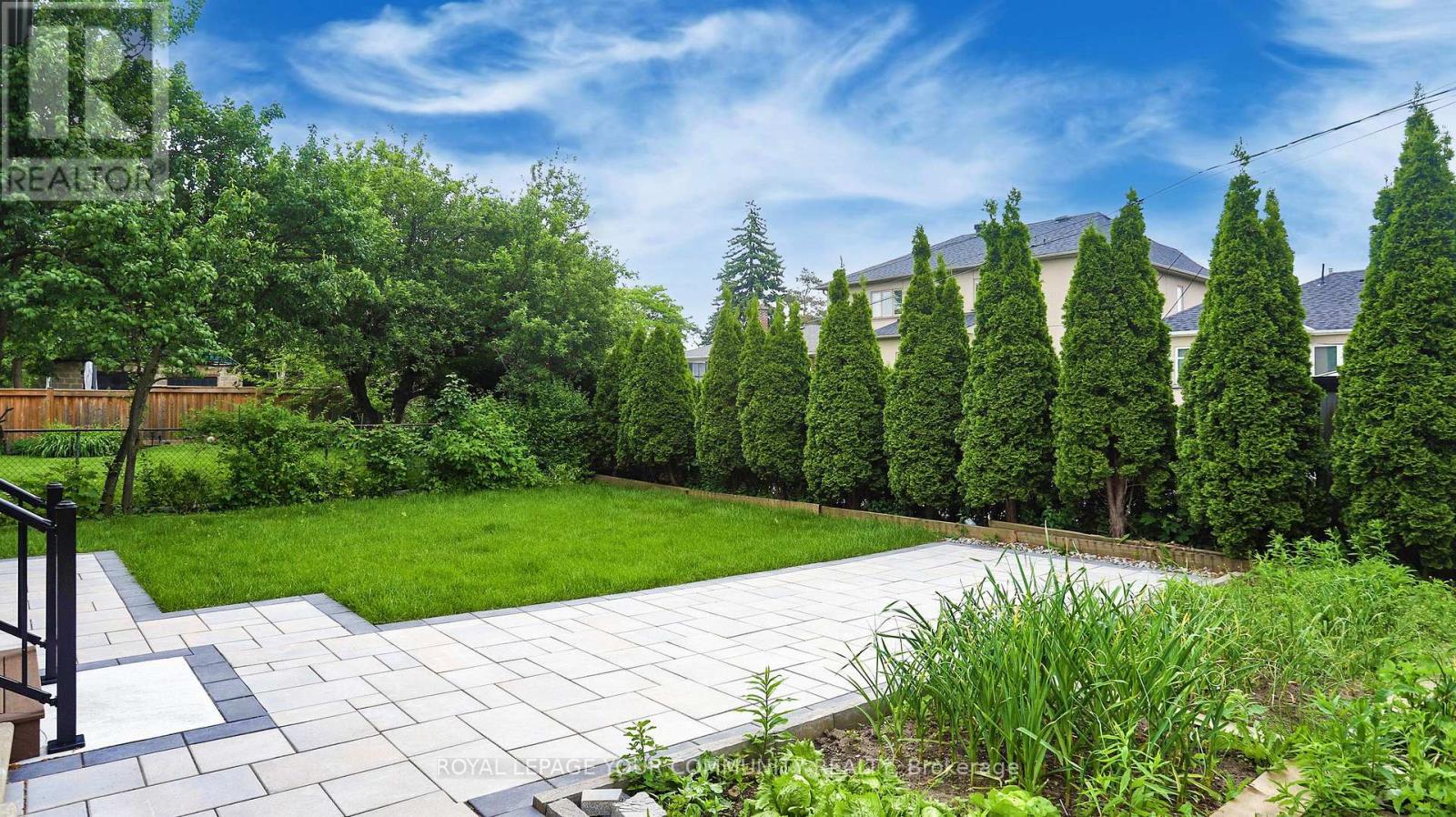 731 Glencairn Avenue, Toronto, Ontario  M6B 1Z9 - Photo 48 - C12209503