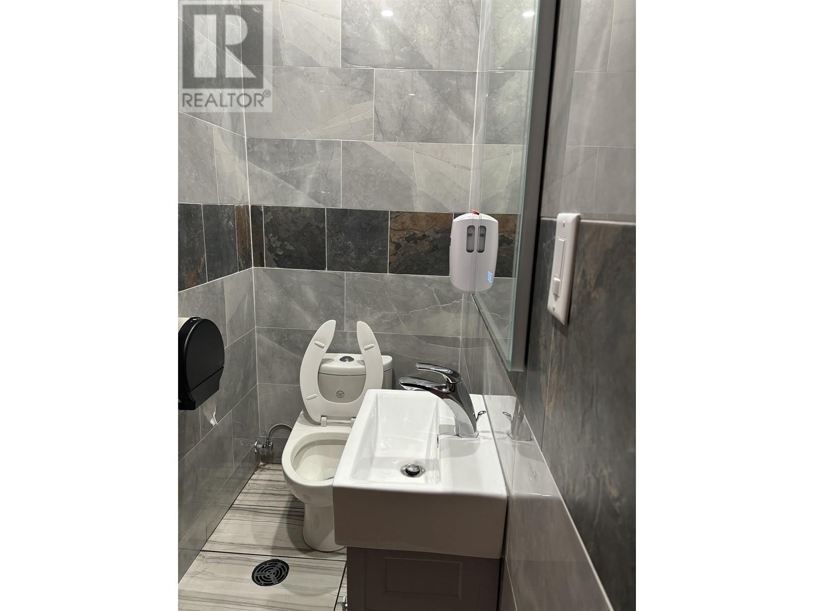 1455 Main Street, North Vancouver, British Columbia  V7J 1C9 - Photo 30 - C8070001