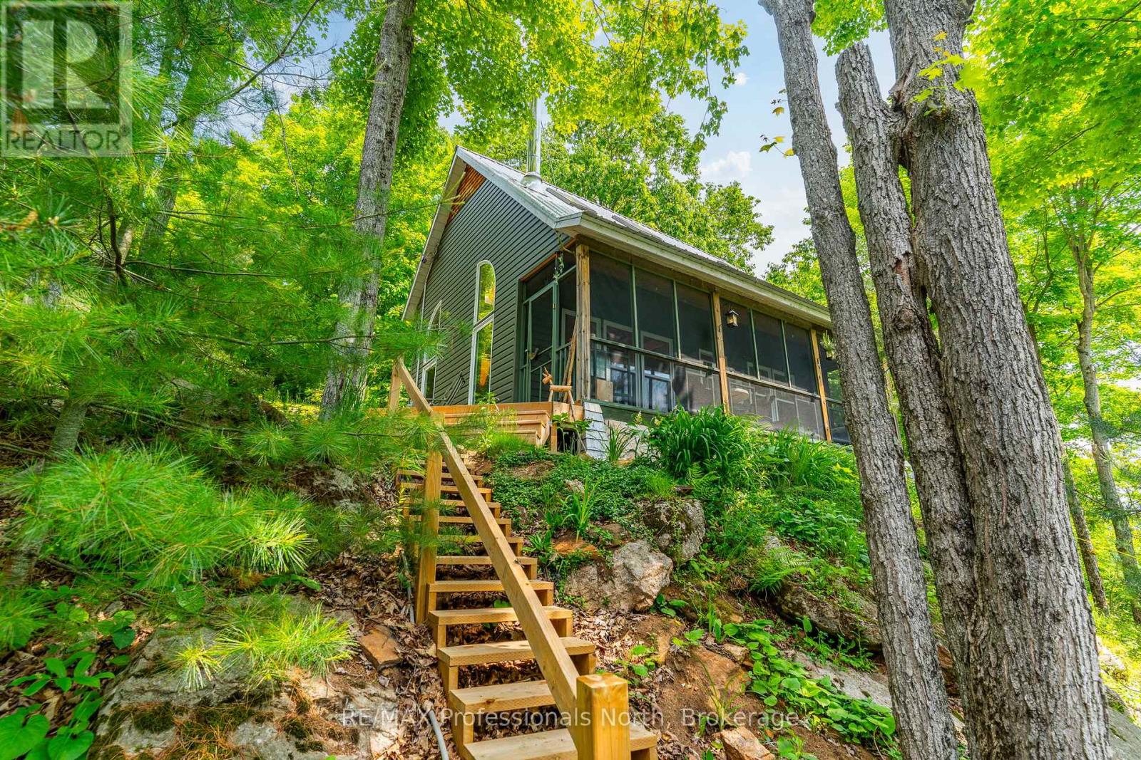 1065 Shaded Water Trail, Minden Hills (Minden), Ontario  K0M 2K0 - Photo 25 - X12219900