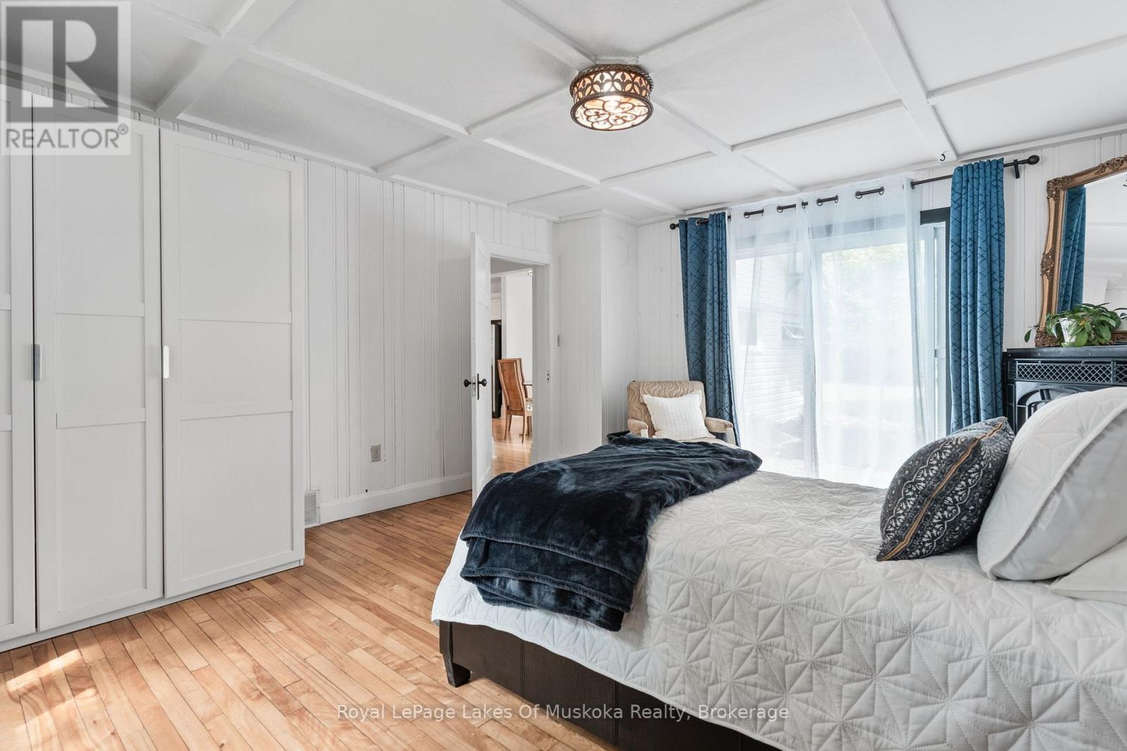 8 North Road, Lake Of Bays, Ontario  P0B 1A0 - Photo 20 - X12219922