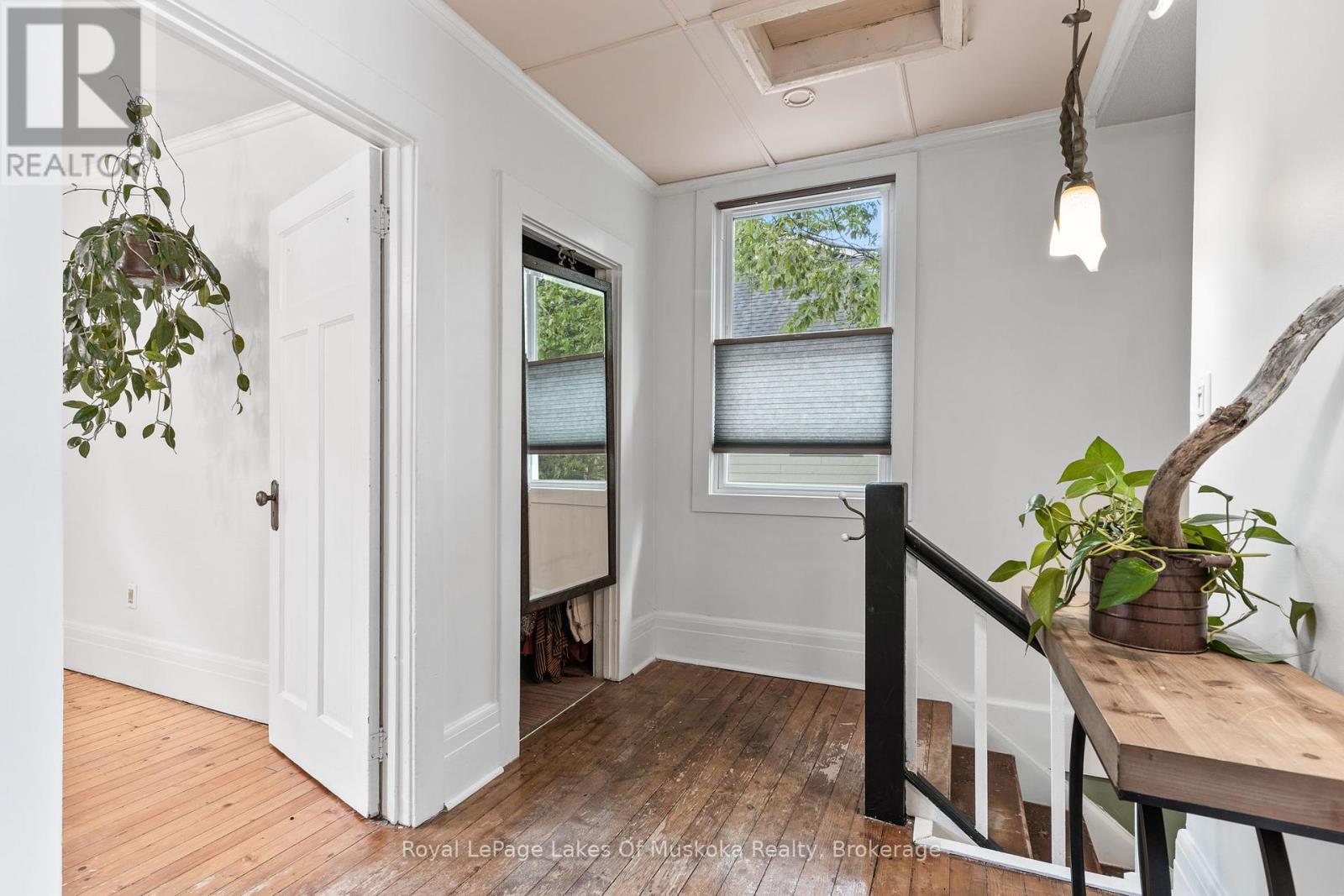 8 North Road, Lake Of Bays, Ontario  P0B 1A0 - Photo 27 - X12219922