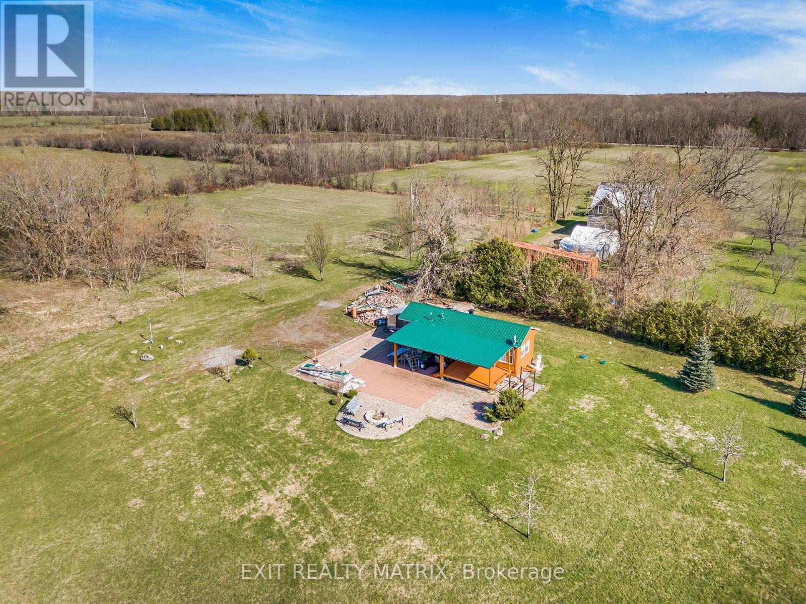 19209 Kenyon Concession 7 Road, North Glengarry, Ontario  K0C 1J0 - Photo 5 - X12219906