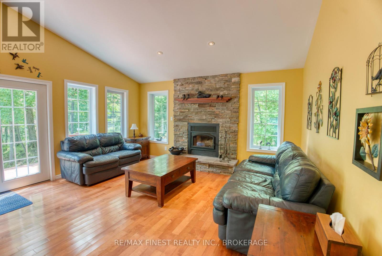 855 Crow Lake Road, Frontenac, Ontario  K0H 2B0 - Photo 10 - X12219597