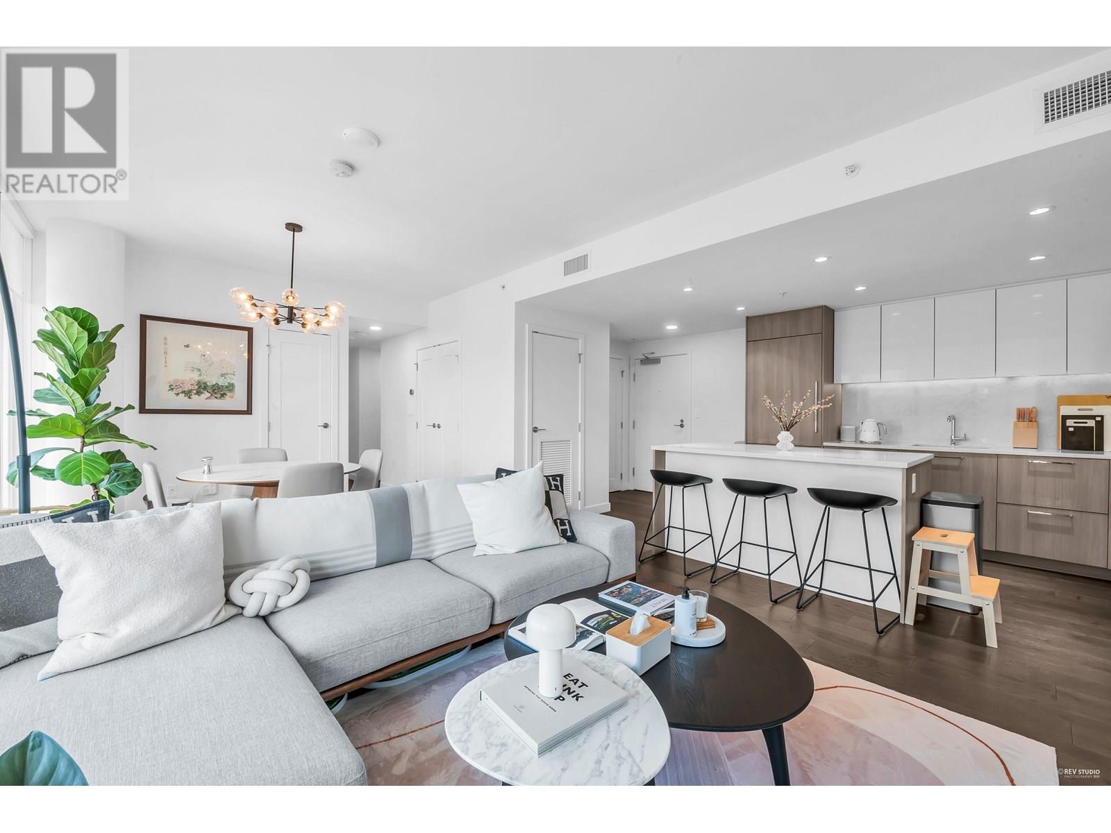 1301 8160 Mcmyn Way, Richmond, British Columbia  V6X 0V2 - Photo 2 - R3007912