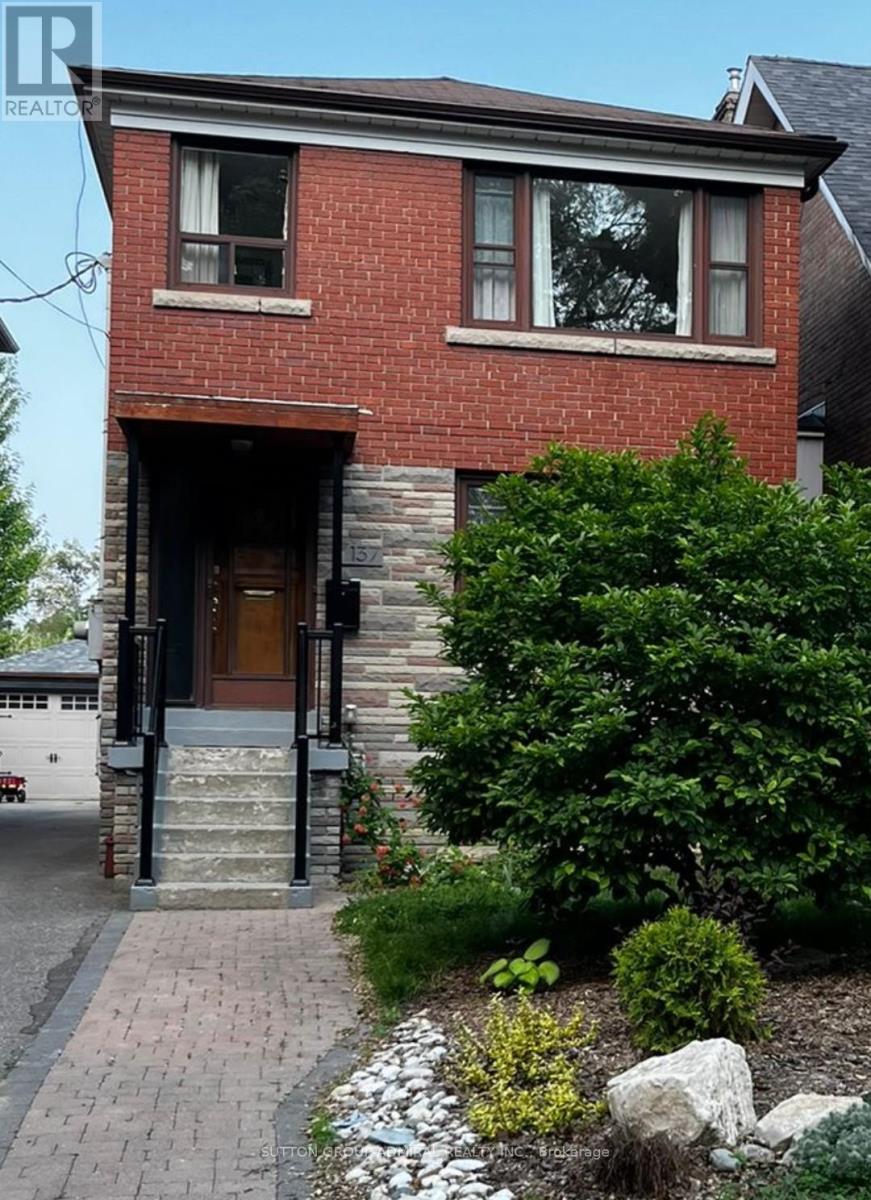 137 Evelyn Avenue, Toronto (High Park North), Ontario  M6P 2Z6 - Photo 3 - W12088376