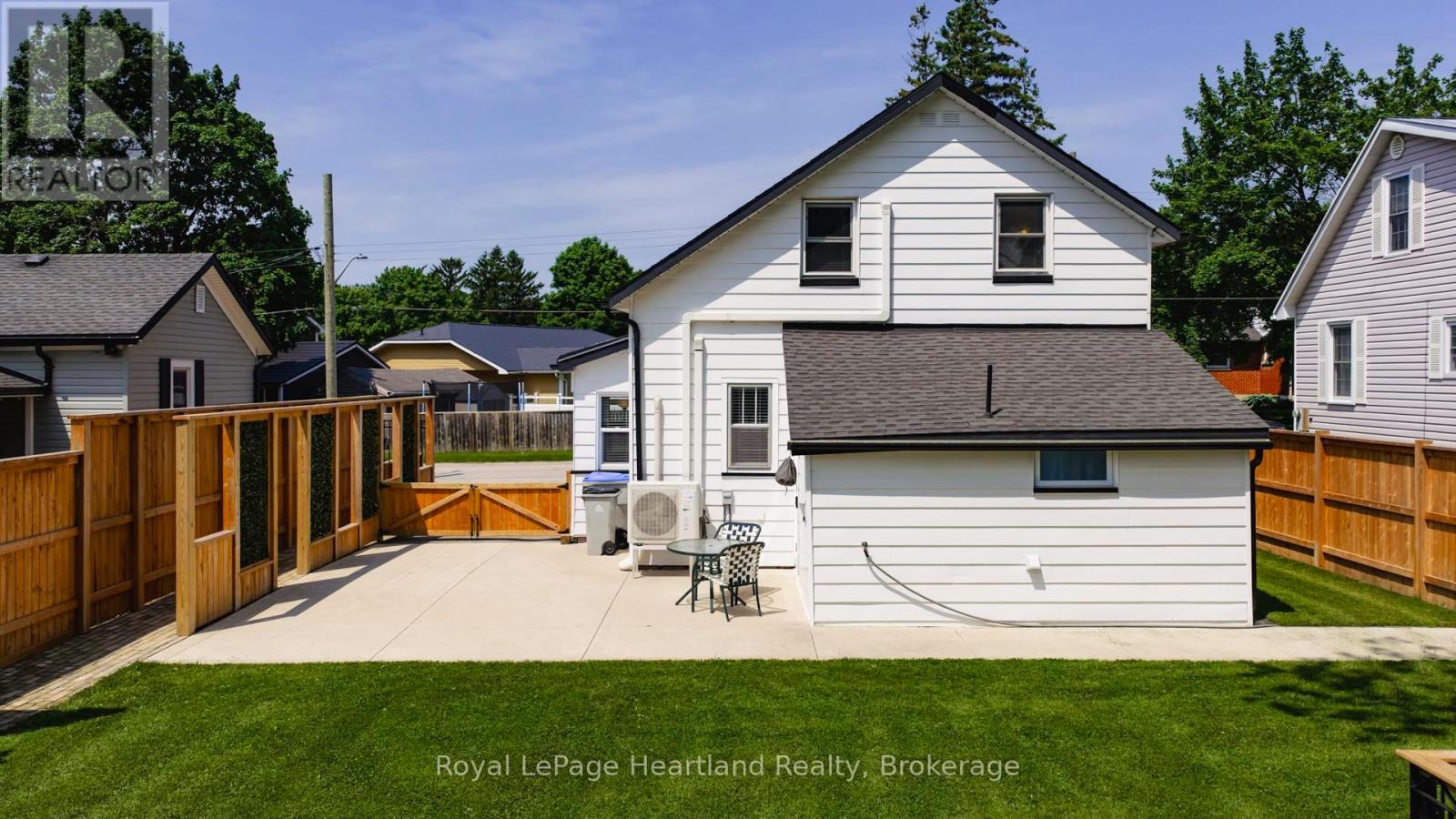 115 Queen Street, Central Huron, Ontario  N0M 1L0 - Photo 43 - X12213018