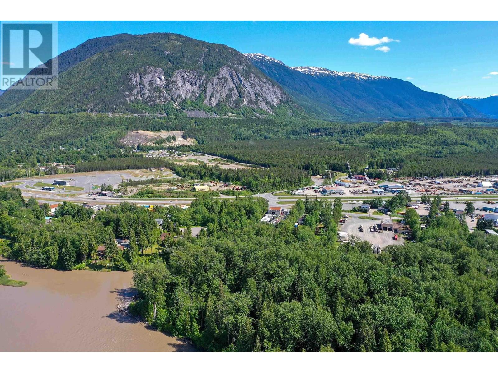 3779 River Drive, Terrace, British Columbia  V8G 3N8 - Photo 3 - C8070004