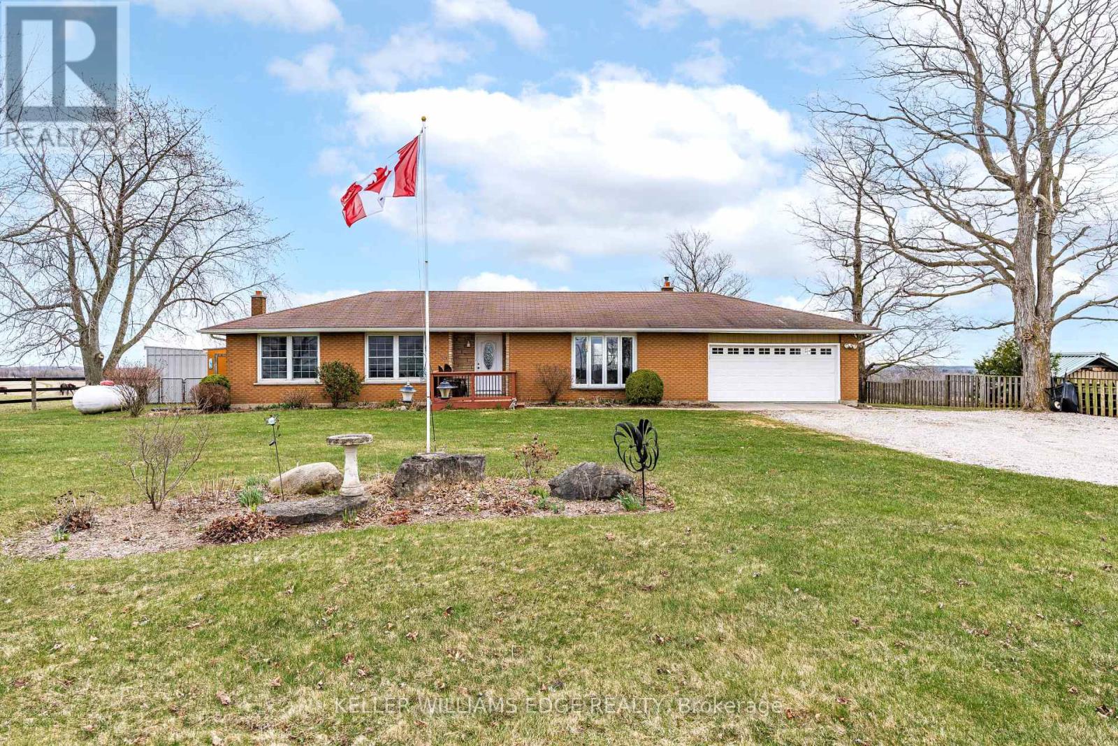 1786 8 Concession W, Hamilton, Ontario  N1R 5S2 - Photo 1 - X12098414