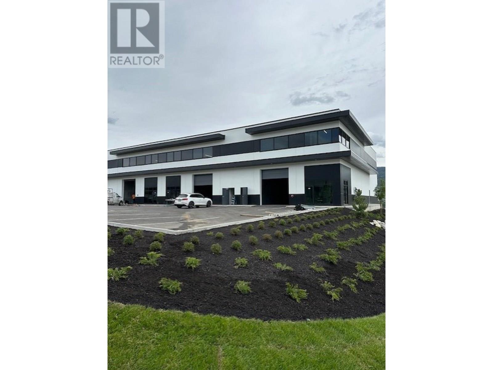 2045 Matrix Crescent Unit# 150, Kelowna, British Columbia  V1V 2A4 - Photo 1 - 10352223