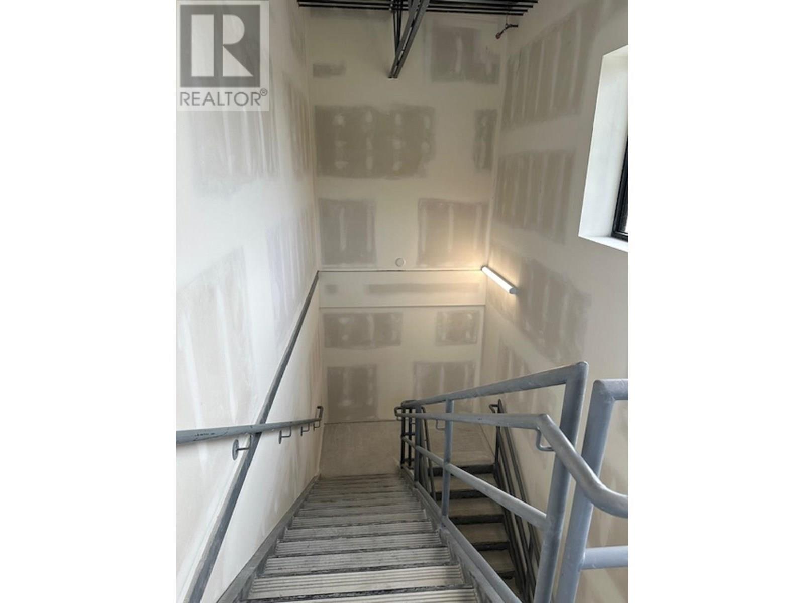 2045 Matrix Crescent Unit# 150, Kelowna, British Columbia  V1V 2A4 - Photo 11 - 10352223