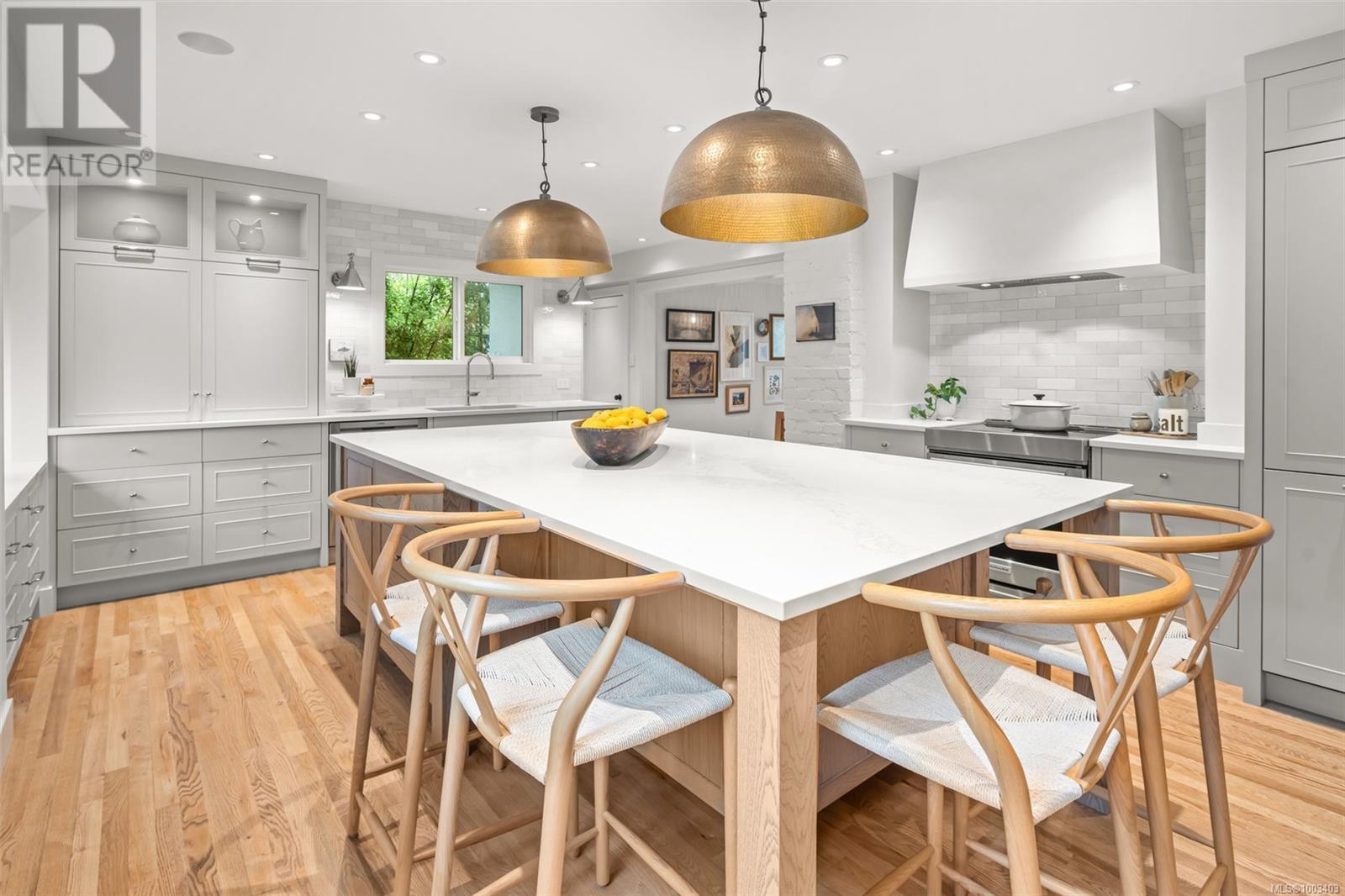 2620 Margate Ave, Oak Bay, British Columbia