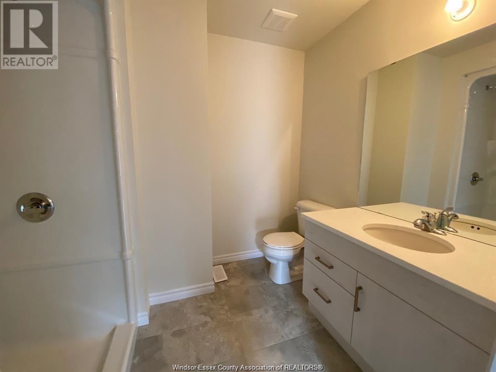 383 Cypress Lane Unit# Upper, Lakeshore, Ontario  N0R 1A0 - Photo 5 - 25015016