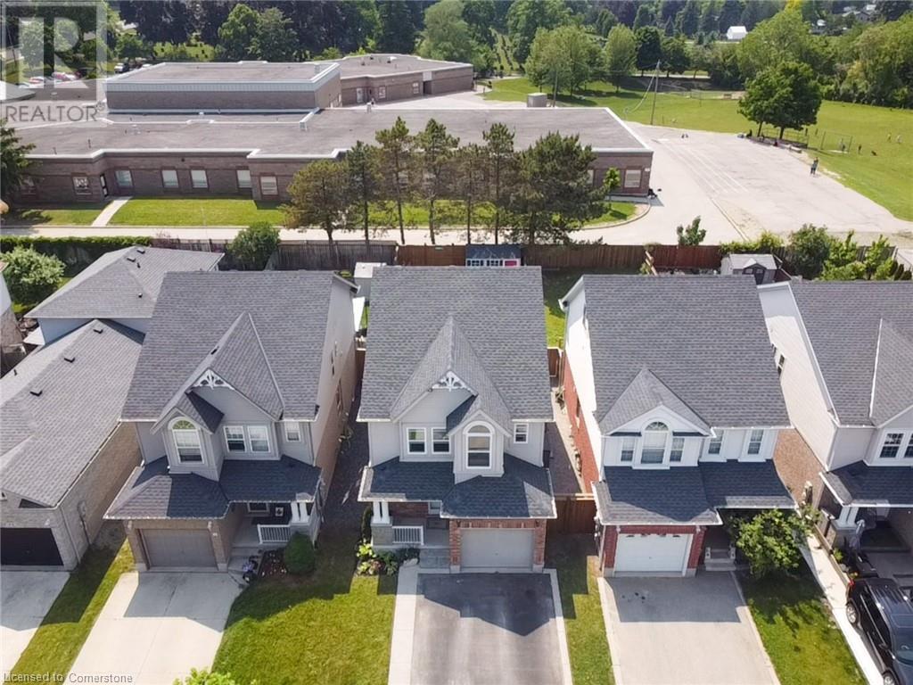 Property at 76 GEES Way image 2