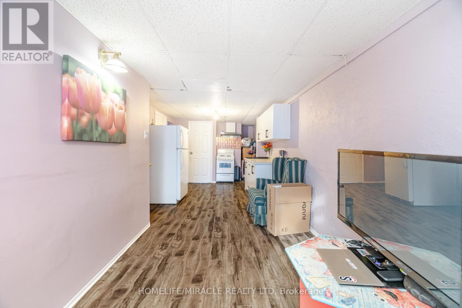 62 Elmvale Avenue, Brampton, Ontario  L6Z 1A5 - Photo 24 - W12169804