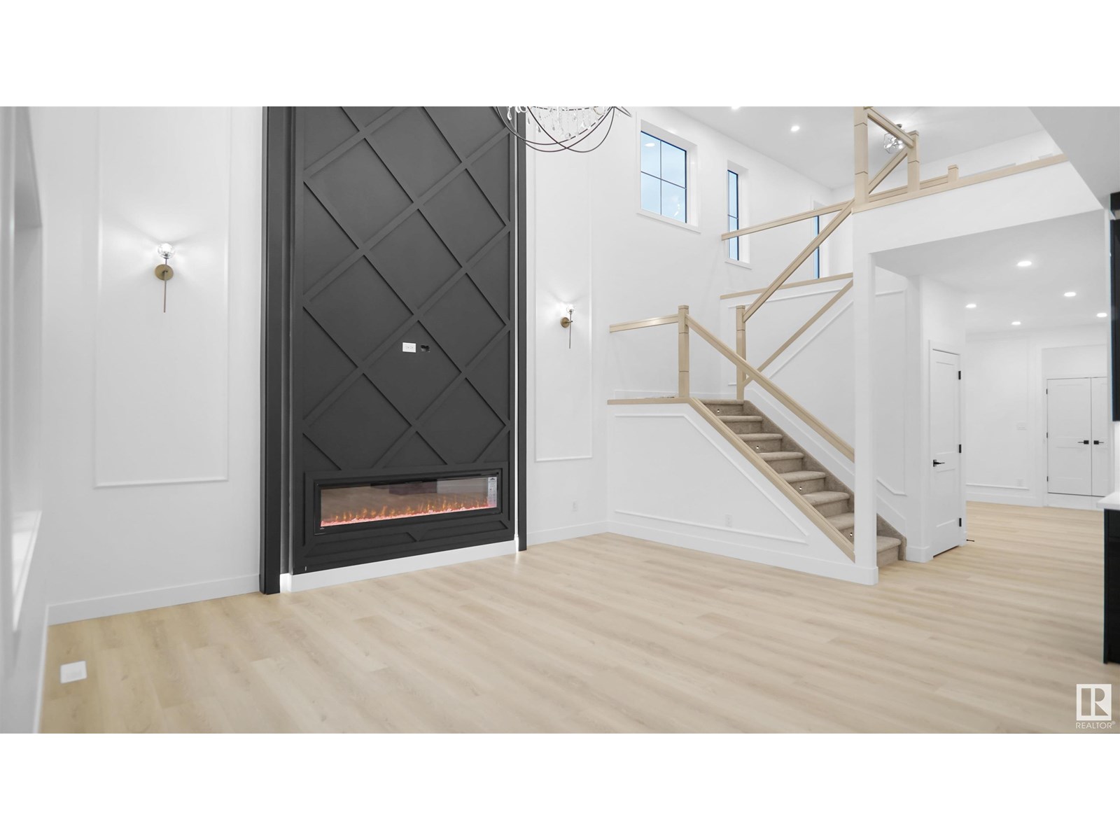 Property at 3540 6 ST NW image 2