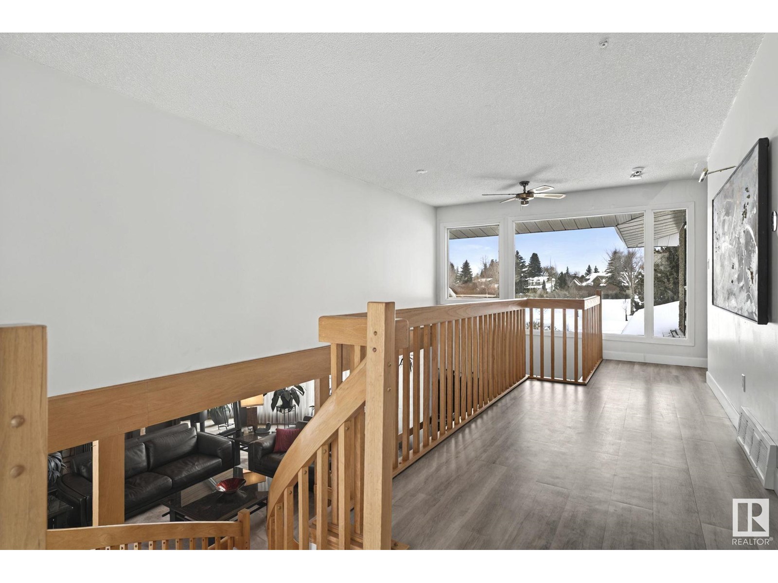 Property at 23 WESTBROOK DR NW image 4