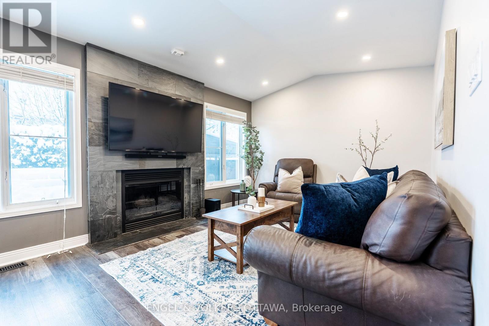 18 Avonhurst Avenue, Ottawa, Ontario  K2J 4K9 - Photo 10 - X12220023
