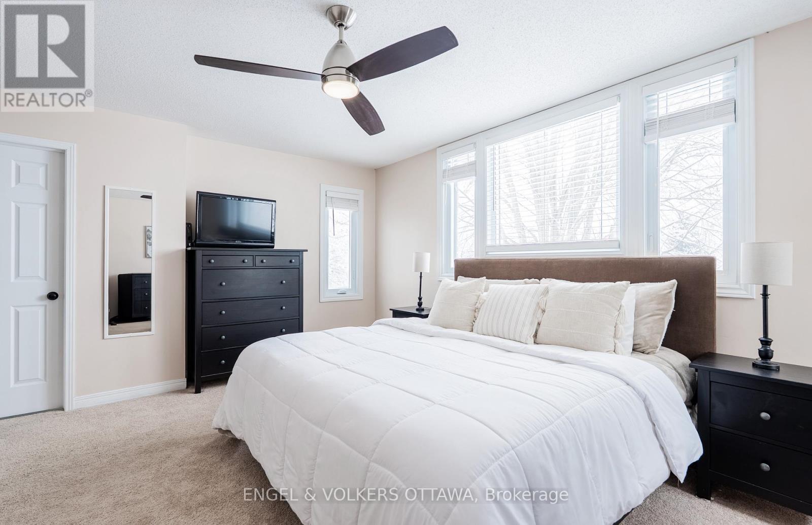 18 Avonhurst Avenue, Ottawa, Ontario  K2J 4K9 - Photo 14 - X12220023