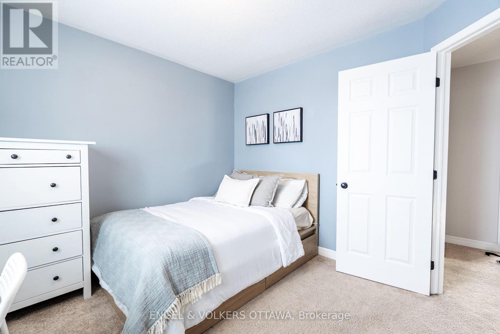 18 Avonhurst Avenue, Ottawa, Ontario  K2J 4K9 - Photo 16 - X12220023