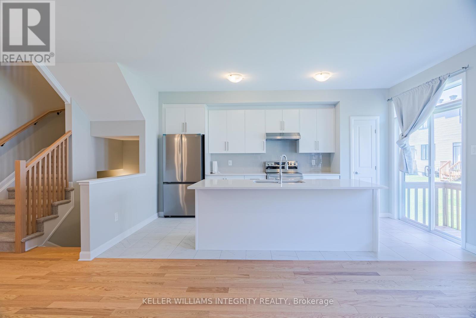 96 Osler Street E, Ottawa, Ontario  K2W 0K8 - Photo 7 - X12220028